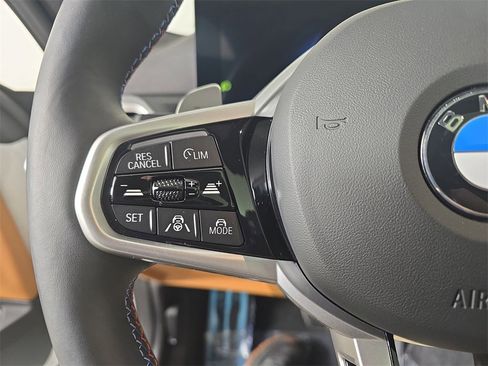 Certified 2025 BMW 440i xDrive Coupe w/ Premium Package image 17