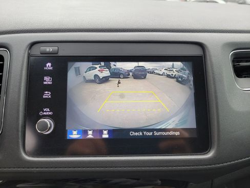 Used 2019 Honda HR-V EX image 32