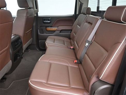 Used 2019 Chevrolet Silverado 2500 High Country w/ Duramax Plus Package image 18