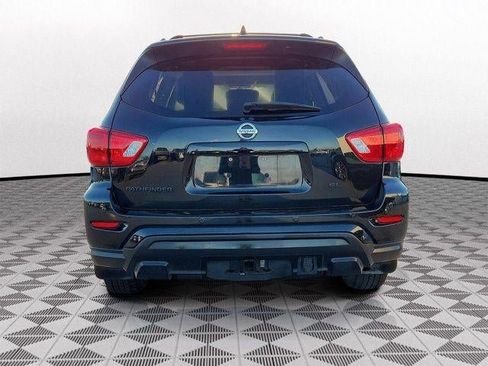 Used 2020 Nissan Pathfinder SL image 4