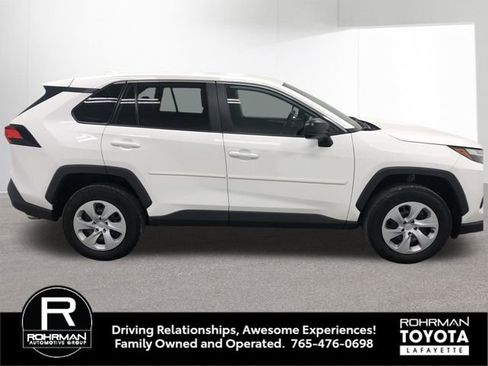 Used 2024 Toyota RAV4 LE image 8