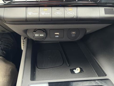 Used 2025 Hyundai Elantra Sport image 22
