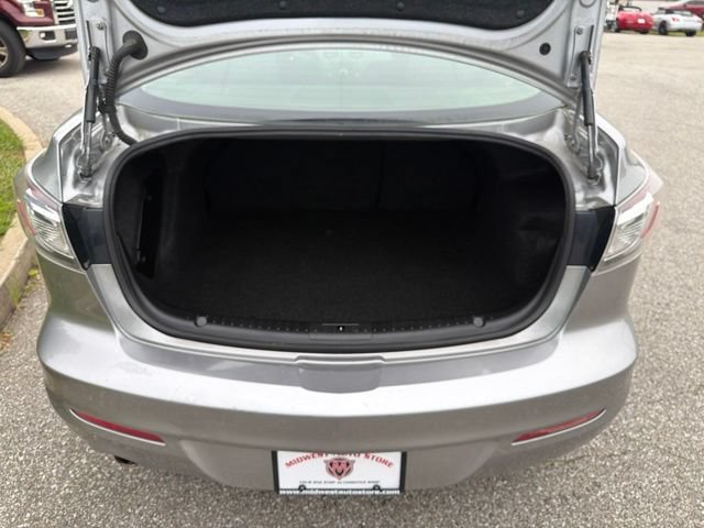 Used 2013 MAZDA MAZDA3 i Touring FWD image 22