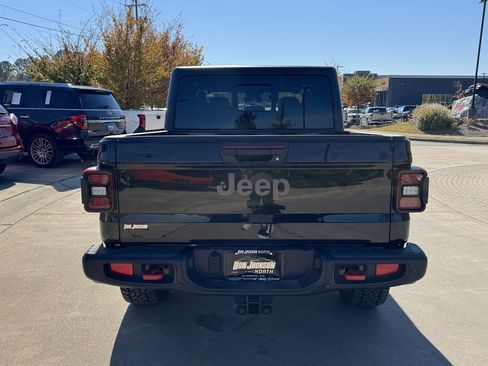 New 2025 Jeep Gladiator Rubicon w/ Safety Group image 9