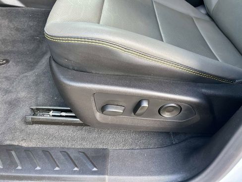 Used 2026 Chevrolet Colorado ZR2 w/ Technology Package AWD/4WD image 22