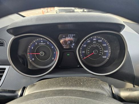 Used 2013 Hyundai Elantra GLS w/ Preferred Pkg image 17