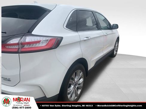 Used 2020 Ford Edge Titanium w/ Class II Trailer Tow Package AWD/4WD image 3