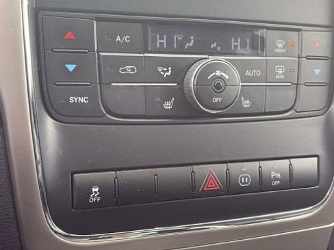 Used 2012 Jeep Grand Cherokee Laredo image 21