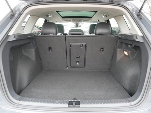 Certified 2023 Volkswagen Taos SEL image 18