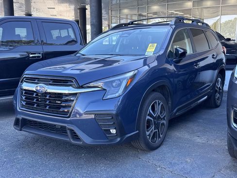 Used 2024 Subaru Ascent Limited w/ Technology Package image 6