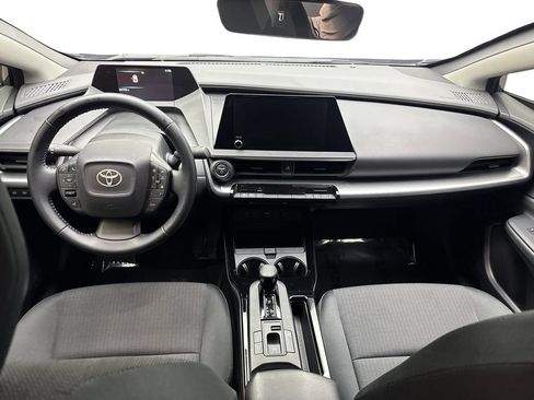 Used 2025 Toyota Prius LE FWD image 52