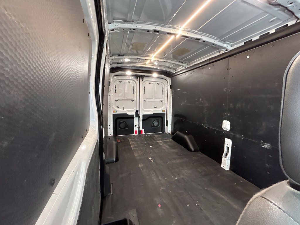Used 2019 Ford Transit 250 148 Medium Roof RWD image 27