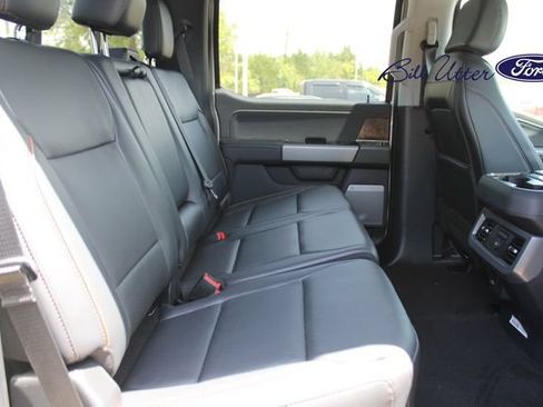 New 2026 Ford F250 Lariat w/ Tremor Off-Road Package AWD/4WD image 9