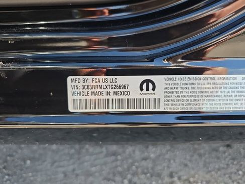 New 2026 RAM 3500 Laramie AWD/4WD image 31