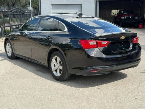 Used 2022 Chevrolet Malibu LS FWD image 5