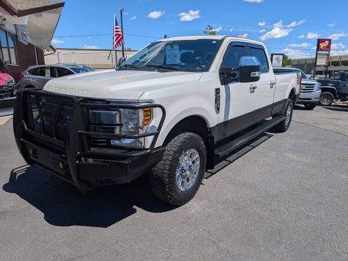 Used 2019 Ford F250 Lariat w/ Chrome Package AWD/4WD image 3