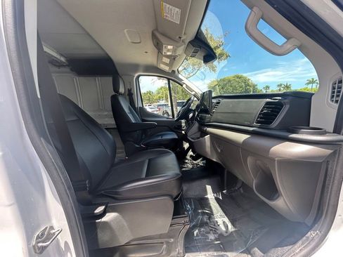 Certified 2024 Ford Transit 350 Low Roof image 22