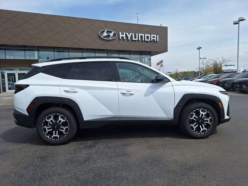 New 2025 Hyundai Tucson XRT image 2