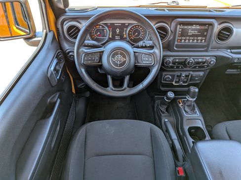 Used 2021 Jeep Wrangler Unlimited Sport image 16