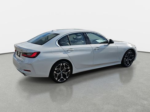 New 2025 BMW 330i xDrive Sedan w/ Premium Package image 5