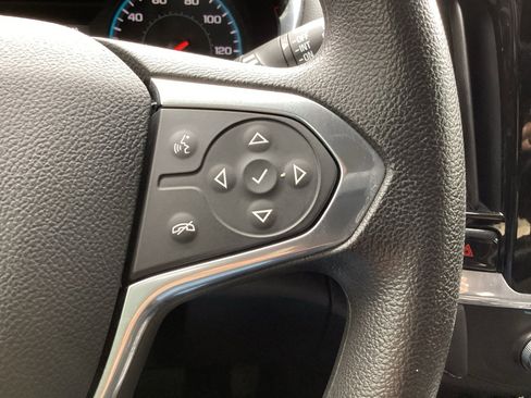 Used 2020 Chevrolet Traverse LS image 6