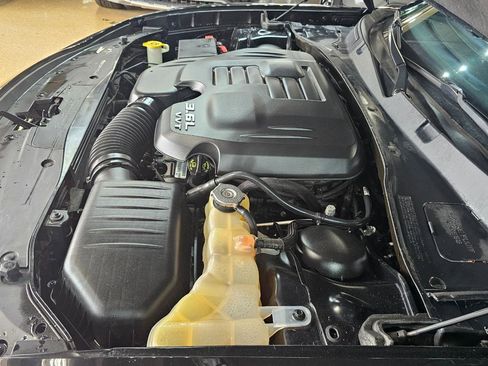 Used 2019 Dodge Charger SXT w/ Driver Confidence Group AWD/4WD image 46
