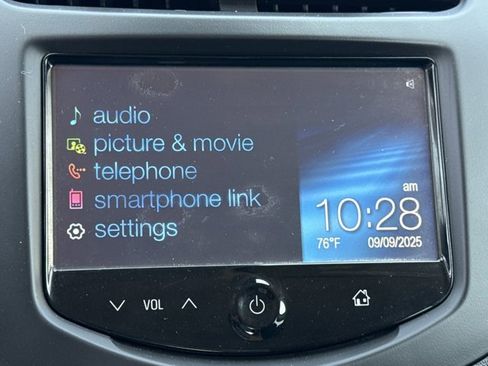 Used 2016 Chevrolet Trax LS image 21