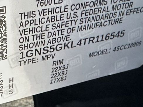 New 2026 Chevrolet Suburban High Country image 21