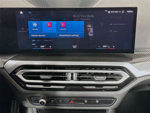 Used 2023 BMW M2 image 15