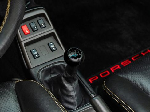 Used 1995 Porsche 911 Cabriolet image 15
