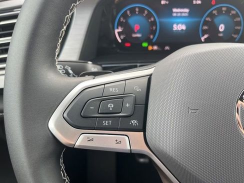 New 2026 Volkswagen Atlas Cross Sport SE image 8