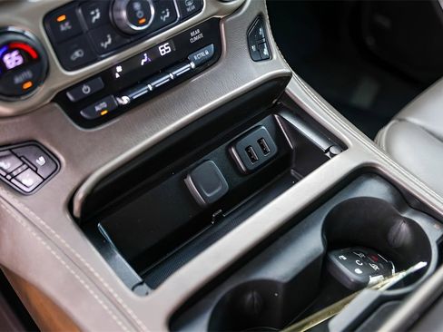 Used 2018 GMC Yukon Denali w/ Denali Ultimate Package image 20