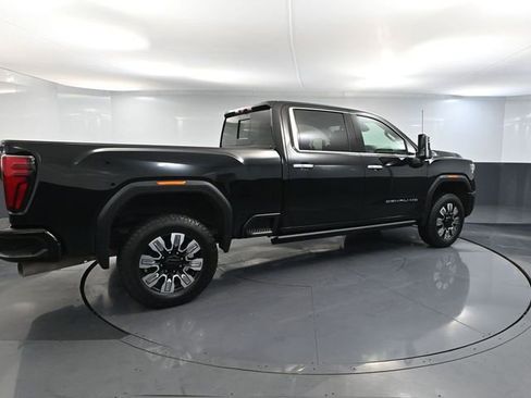 Used 2024 GMC Sierra 2500 Denali w/ Denali Reserve Package image 6