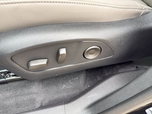 New 2026 GMC Acadia Elevation FWD image 19