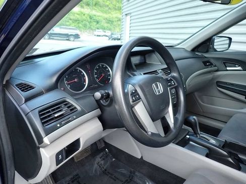 Used 2011 Honda Accord LX image 15
