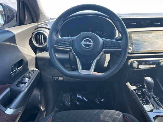 Used 2023 Nissan Kicks SR FWD image 19