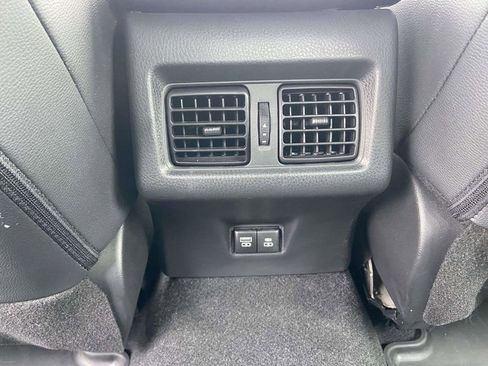 Used 2025 Toyota Camry SE FWD image 19