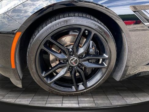 Used 2016 Chevrolet Corvette Stingray Convertible w/ 2LT Preferred Equipment Group RWD image 9