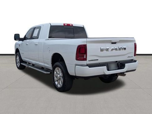 Used 2025 RAM 3500 Laramie AWD/4WD image 7