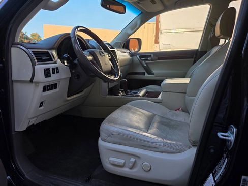 Used 2013 Lexus GX 460 image 12