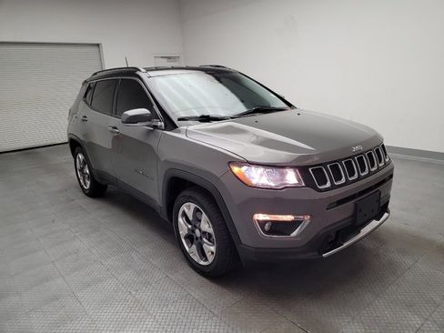 Used 2021 Jeep Compass Limited FWD image 13