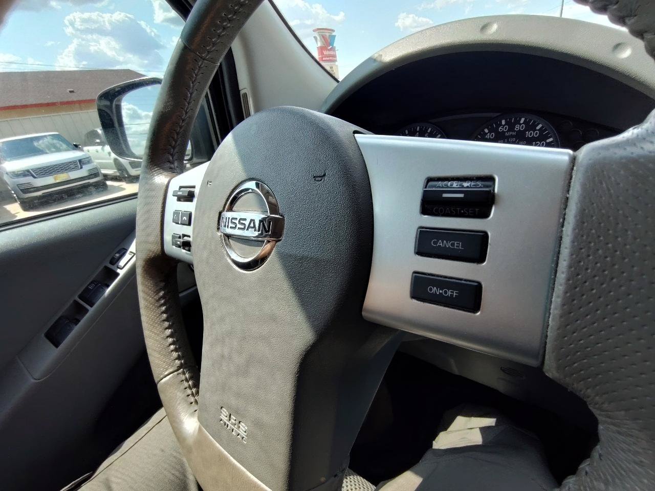 Used 2017 Nissan Frontier SV w/ SV Value Truck Package RWD image 19
