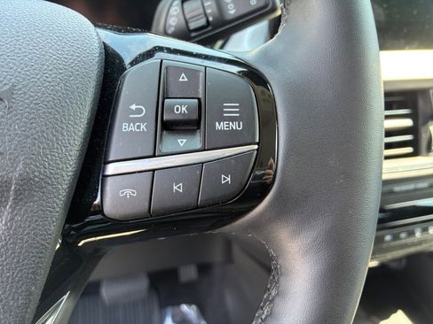 Used 2024 Ford Escape SE w/ PHEV Premium Package FWD image 16