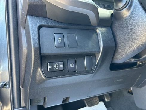 Used 2023 Toyota Tacoma SR5 AWD/4WD image 14