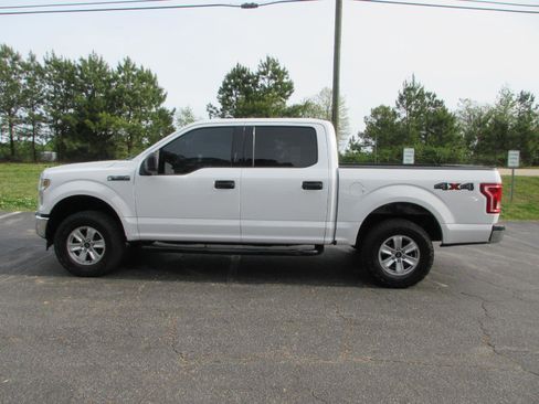 Used 2017 Ford F150 XLT image 8