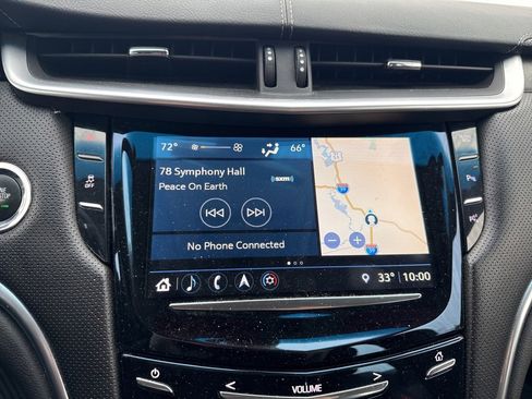 Used 2018 Cadillac XTS Luxury image 16