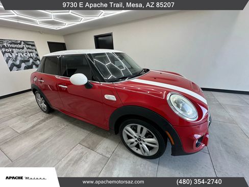 Used 2015 MINI Cooper S image 6