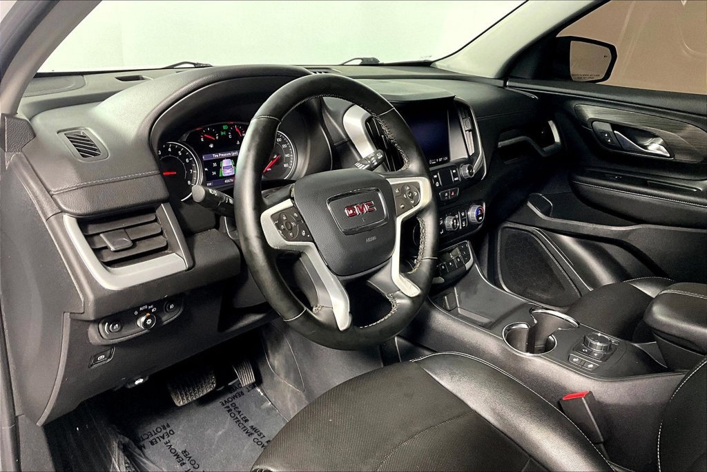 Used 2023 GMC Terrain SLT w/ Elevation Edition FWD image 13