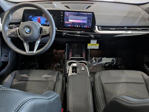 Used 2026 BMW X1 xDrive28i w/ Technology Package image 16
