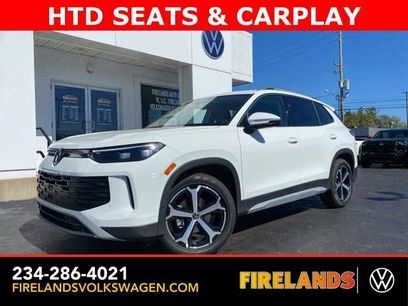 New 2025 Volkswagen Tiguan SE